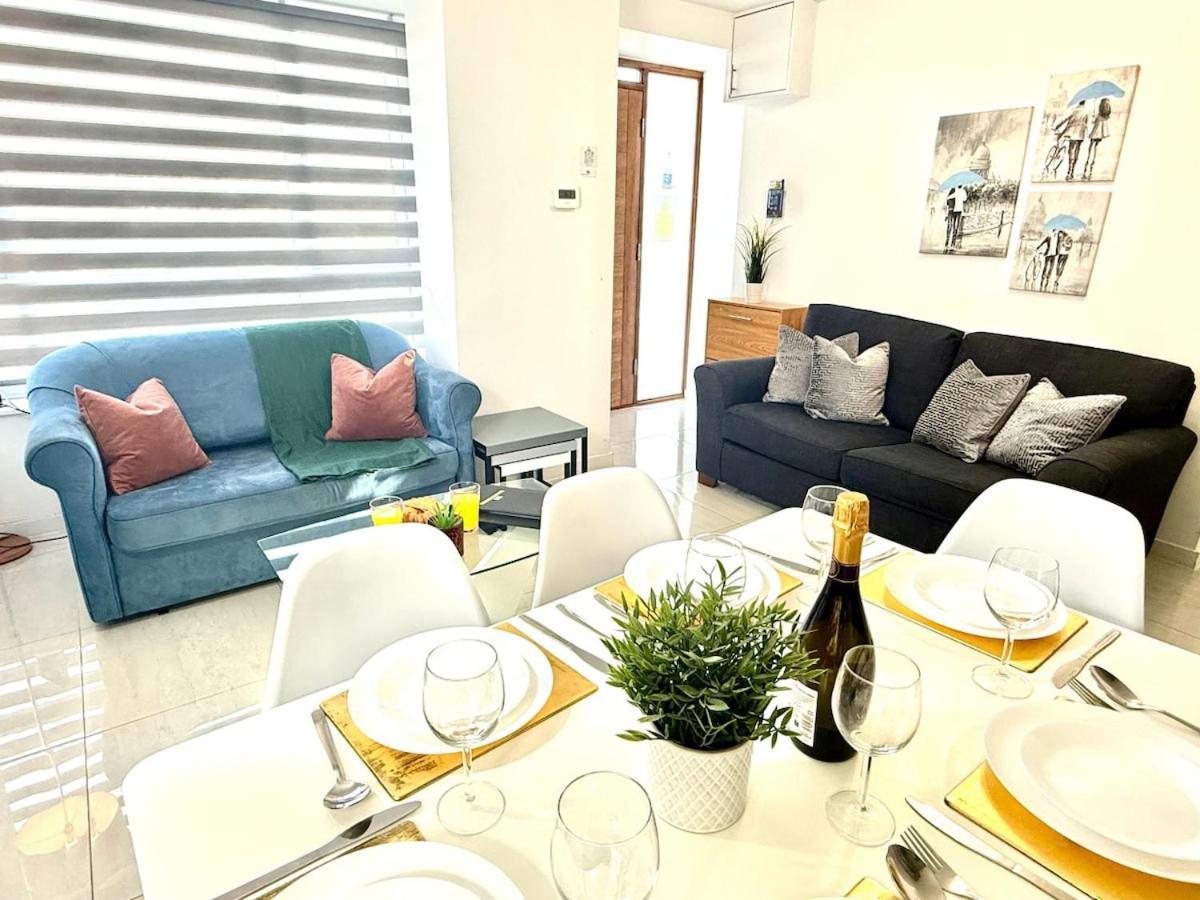 Walnut Luxurious 2-Bedroom With Ensuite - Parking, Netflix, Wifi - Close To Oxford, Bicester & Blenheim Palace كيدلينغتون المظهر الخارجي الصورة