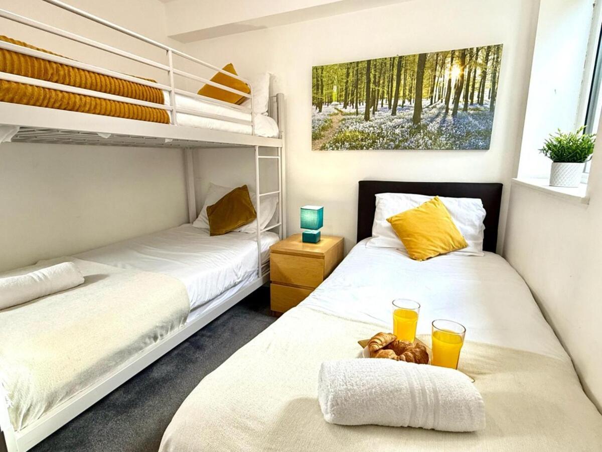 Walnut Luxurious 2-Bedroom With Ensuite - Parking, Netflix, Wifi - Close To Oxford, Bicester & Blenheim Palace كيدلينغتون المظهر الخارجي الصورة