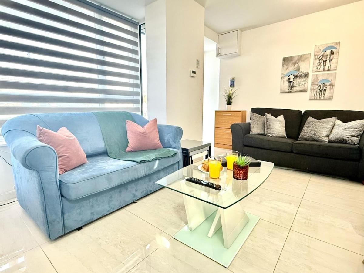 Walnut Luxurious 2-Bedroom With Ensuite - Parking, Netflix, Wifi - Close To Oxford, Bicester & Blenheim Palace كيدلينغتون المظهر الخارجي الصورة